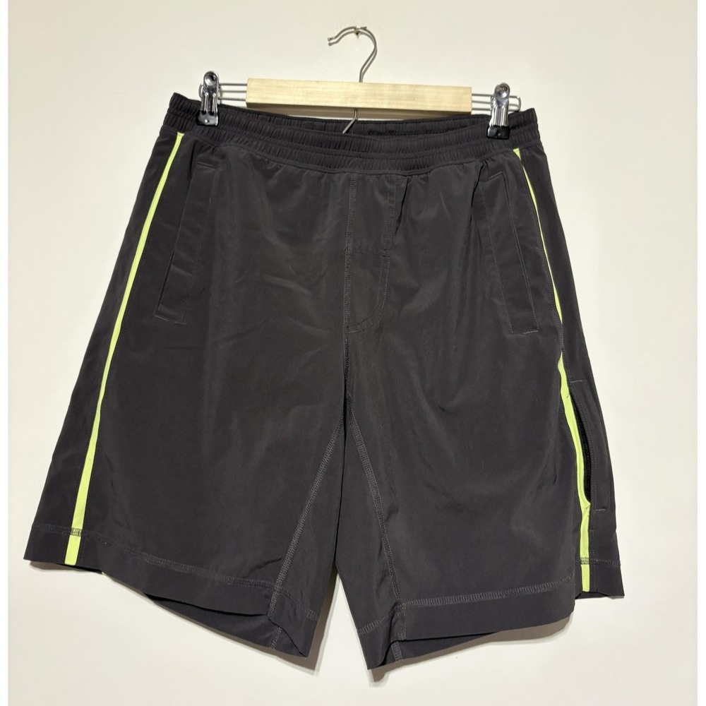 Lululemon Mens M Gray Yellow Athletic Training Lined Lightweight Shorts